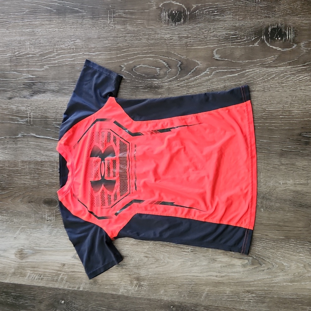 Boys Under Armour tee